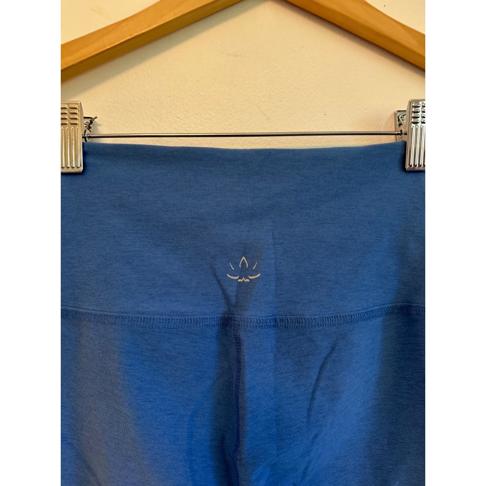 Beyond Yoga Blue Spacedye At Your Leisure High Waisted Midi Leggings | Medium - Picture 3 of 8